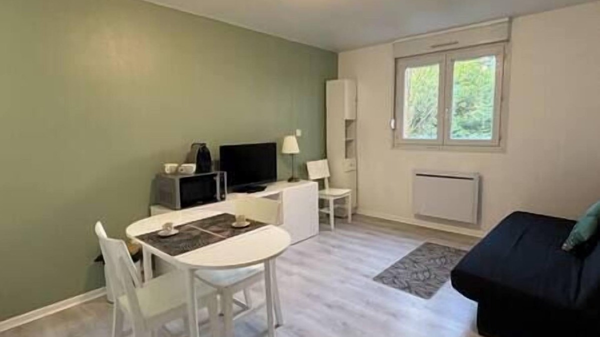 Arras Apartment | Studio with parking space