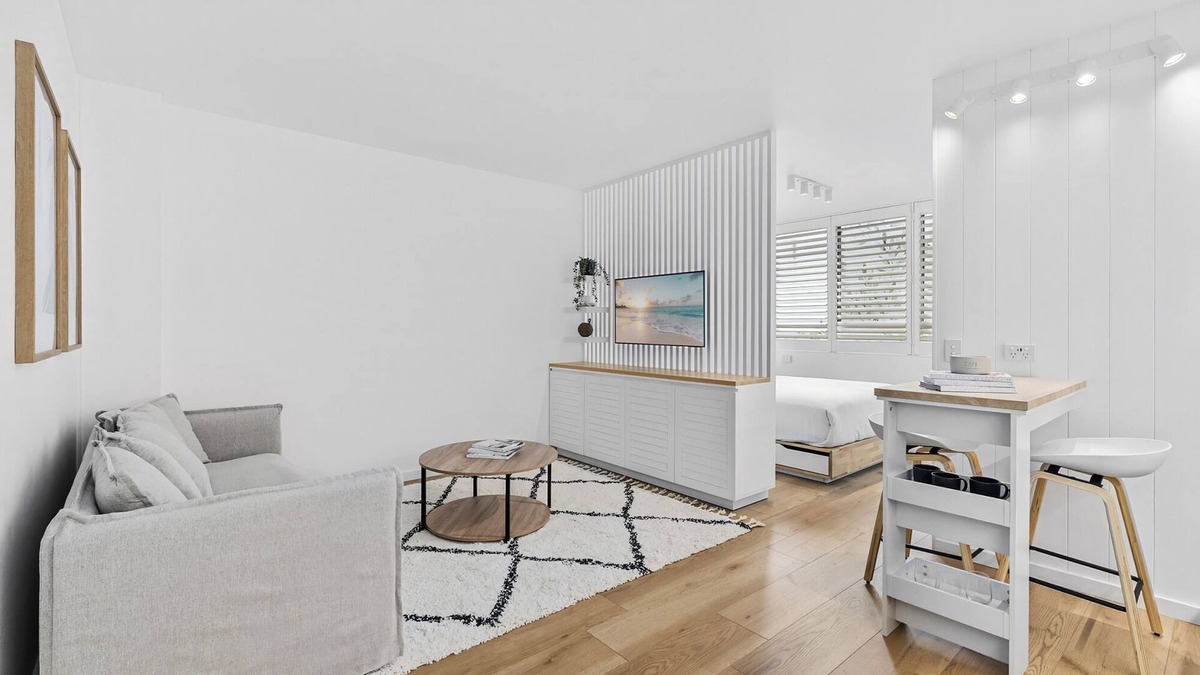 Bondi Junction Apartment | Studio4: Bondi Chic Interiors with Rooftop Pool