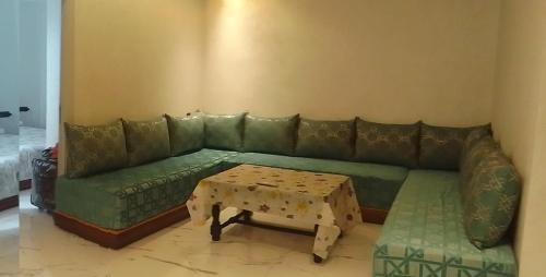 Ahriq Apartment | Studios a loué