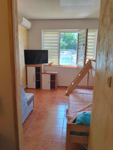 Saturn Apartment | Studioul vacanțelor din Saturn 2
