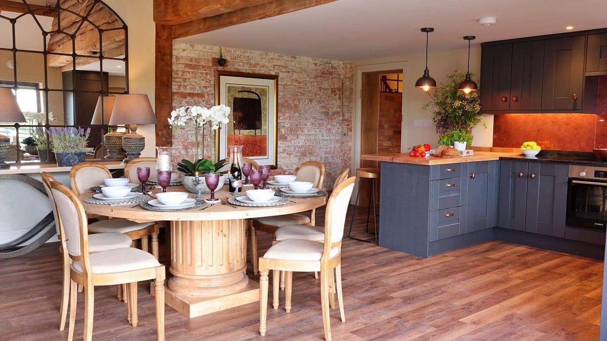 Quedgeley House | Stunning villa for 6 people with WIFI, terrace, pets allowed and parking