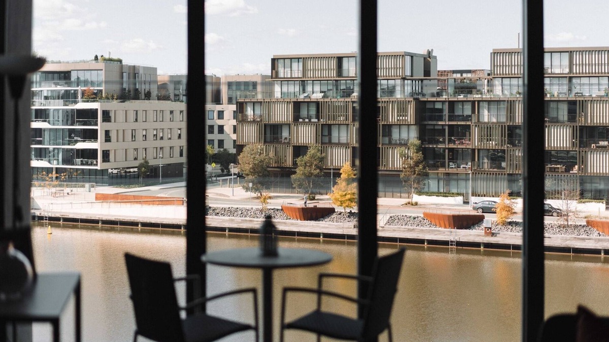 Kingston Apartment | Stunning 1-Bed Above Foreshore with Water Views