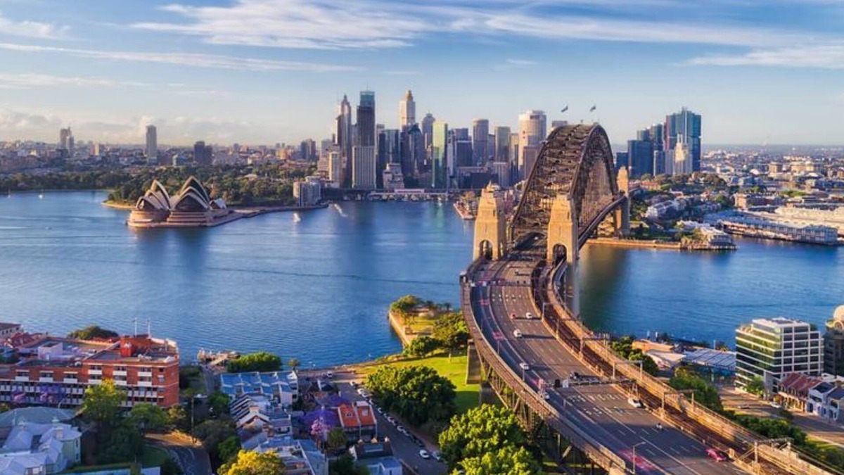 Randwick Apartment | Stunning 1 Bedroom Apartment in the heart of Randwick, Sydney