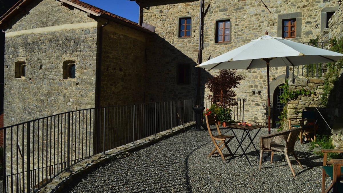 San Rocco in Turrite House | Stunning 13th century monastery. Sleeps 16 +. Great venue for events.