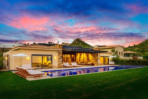 Buzzards Villa | Stunning 11Bd Villa Fully Staffed, Indoor Tennis and More