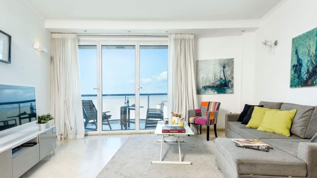 Tel Aviv Promenade Apartment | Stunning 1BR Apt w Panoramic Sea Views Near Beach