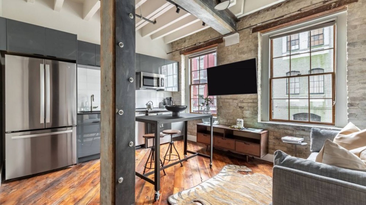 Arts/Warehouse District House | Stunning 1BR Condo near Jackson Square