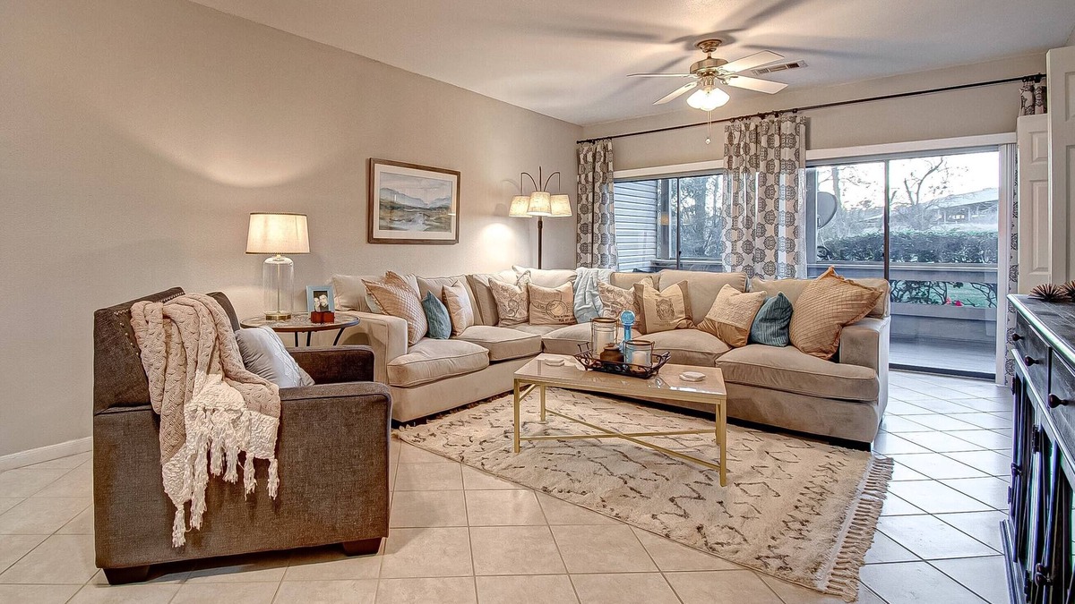 April Sound Condo | Stunning 2 bd 2 bth Ground Floor Condo Lake Conroe Near Clubhouse!