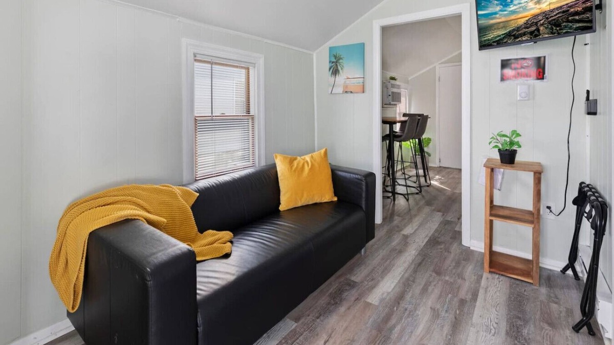Wildwood Apartment | Stunning 2 BDRM Retreat Steps from WW Beach