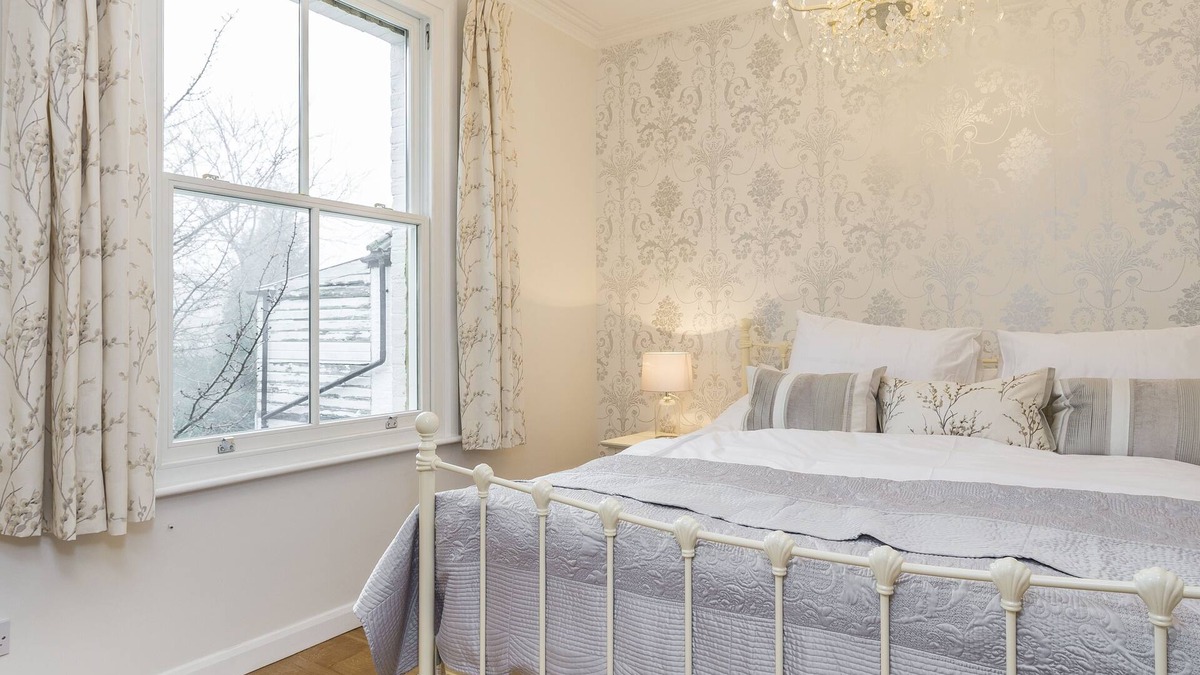 South Richmond Apartment | Stunning 2 bed apartment in Richmond with free off-street parking