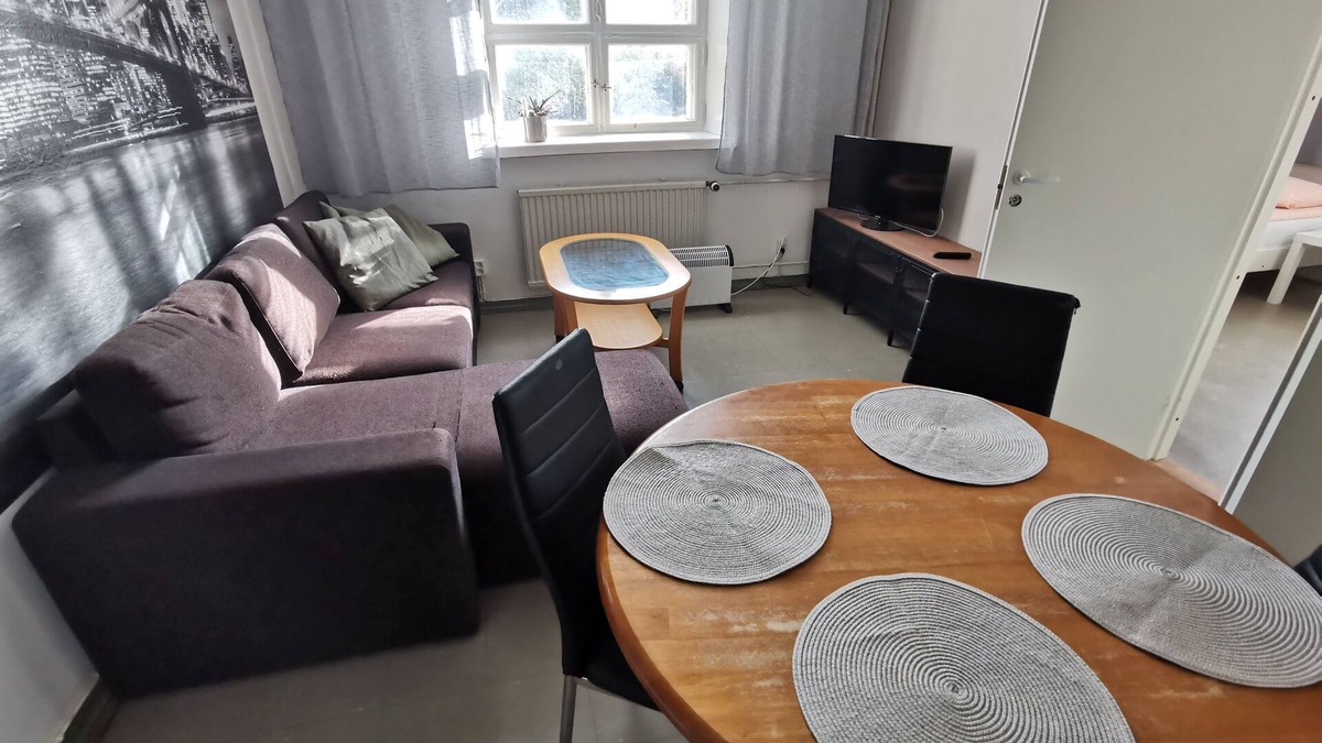 Karhula Apartment | Stunning 2-Bed Apartment in Kotka. Sauna Facility.