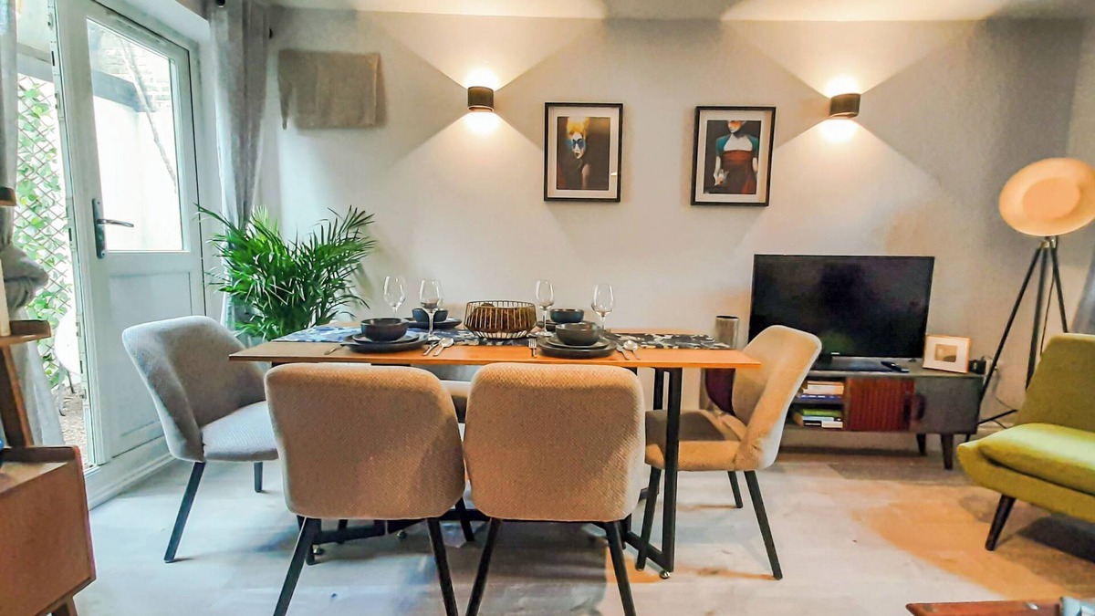 Ferndale Apartment | Stunning 2 bedrooms apartment