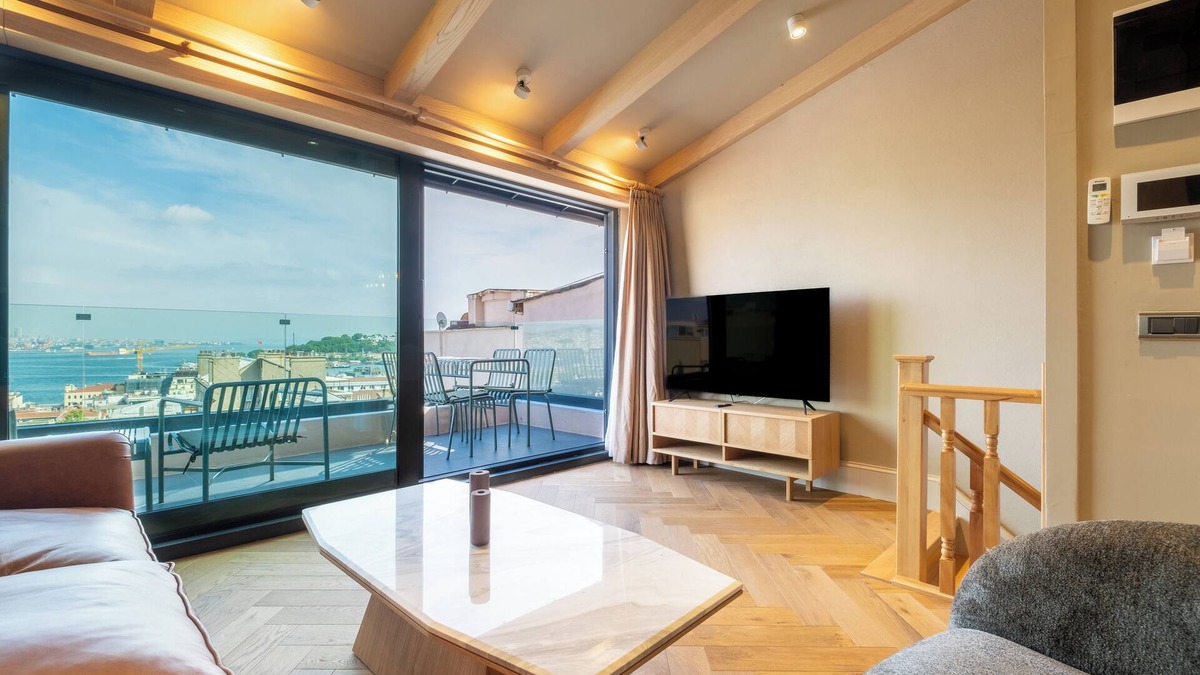 Galata Apartment | Stunning 2Bedroom Penthouse with Breathtaking View