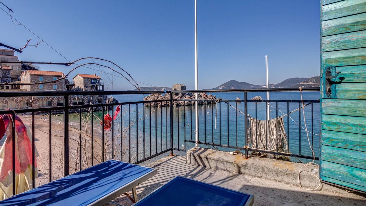 Przno Apartment | Stunning 2BR Apartment 3 Seconds from the Beach