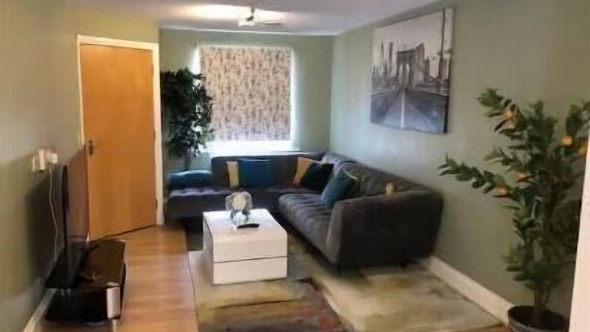 Avonmouth House | Stunning 3-Bed House in Bristol