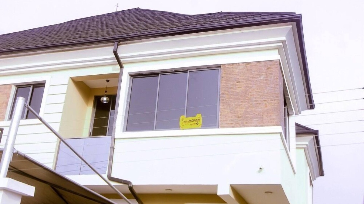 Lagos House | Stunning 3-Bed House in Lagos
