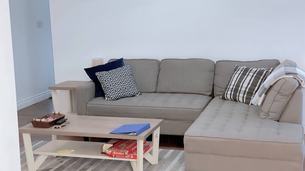 Riverside House | Stunning 3 bedroom single family home.