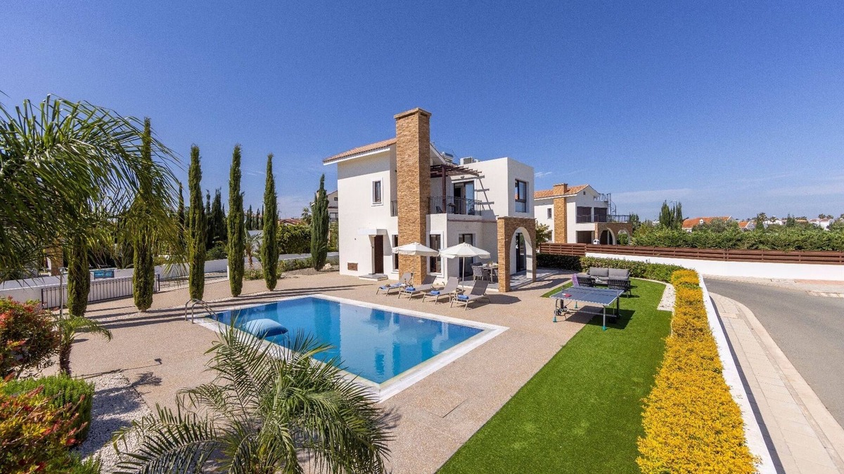 Ayia Thekla Villa | Stunning 3 Bedroom Villa in Ayia Thekla
