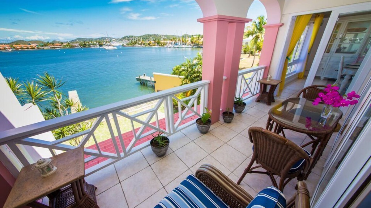 Rodney Bay House | Stunning 3BR Harbour waterfront