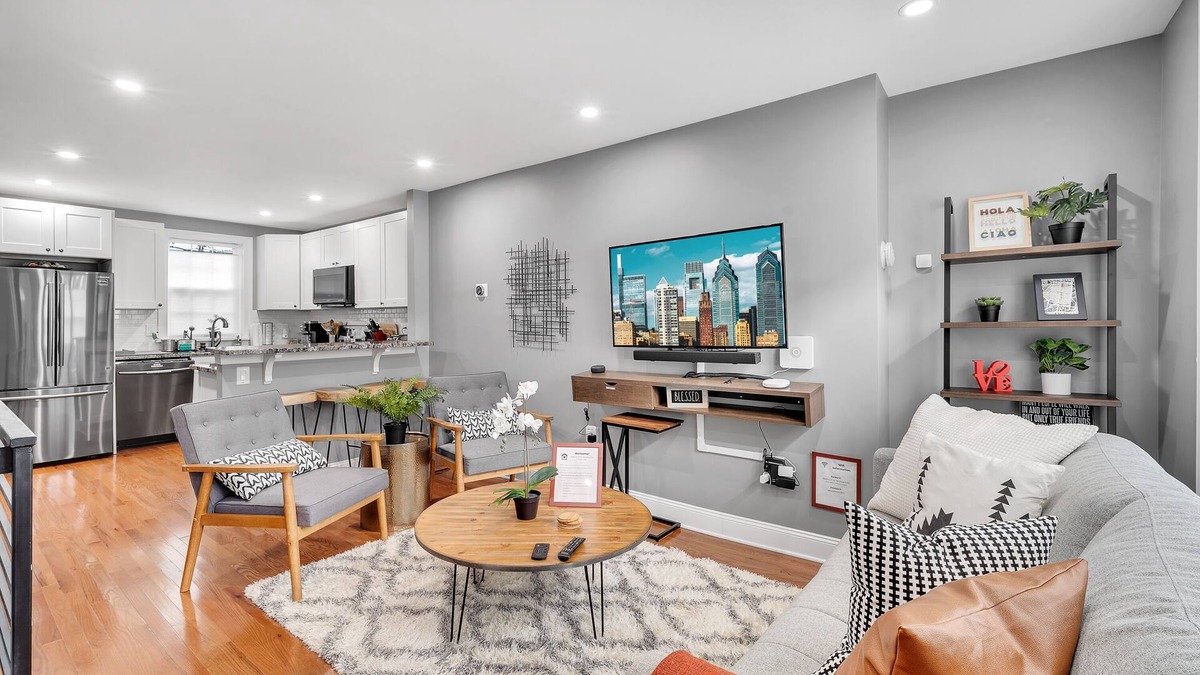 South Philadelphia House | ★ Stunning 3BR Modern Charm in South Philly ★