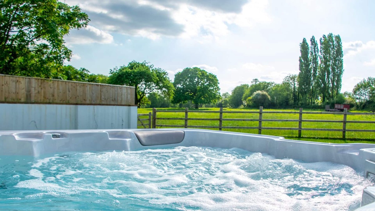 Crediton House | Stunning 4 bedroom Barn Conversion in Rural Devon