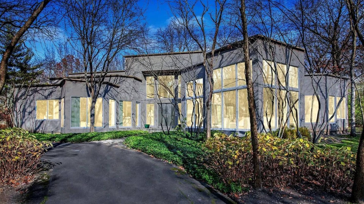 Bannockburn House | Stunning 4-bedroom house combines comfort, elegance, and is pet-friendly