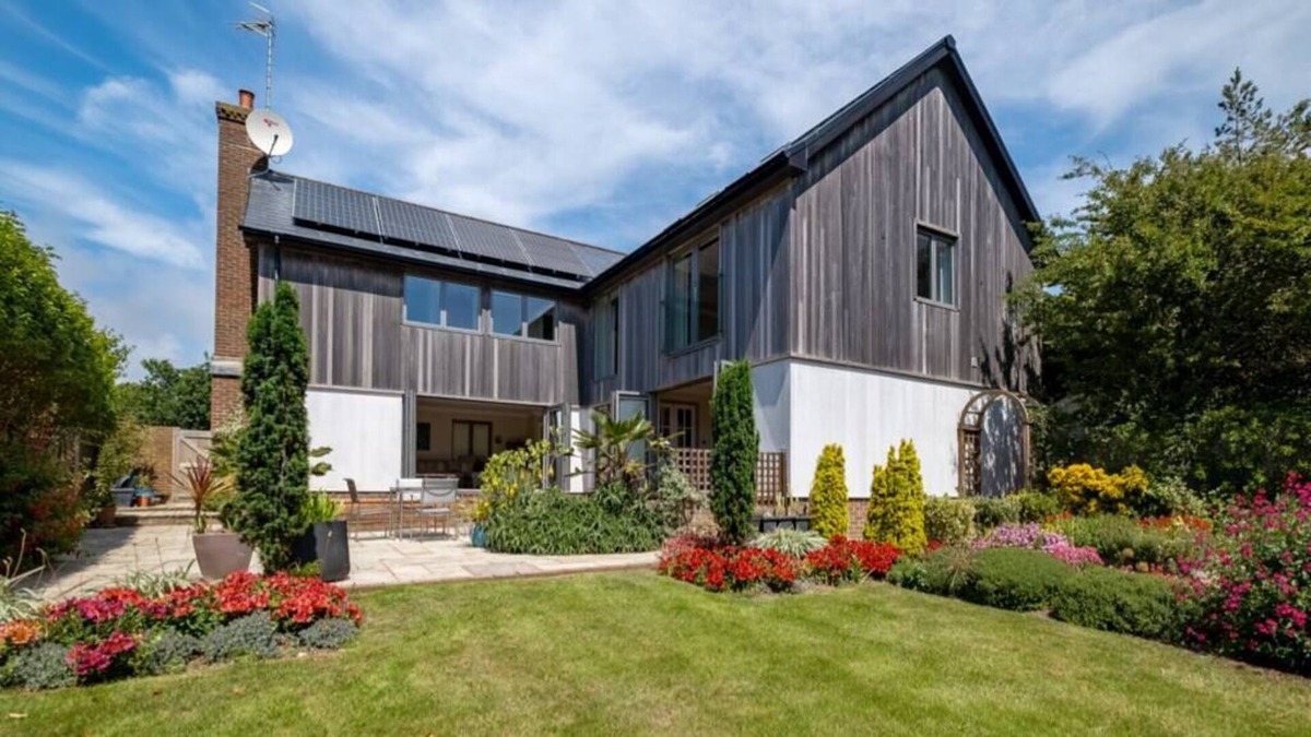 Rottingdean House | Stunning 5-bed 3-bath house close to the sea!