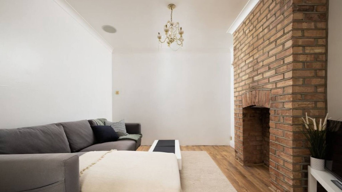 Enfield Highway House | Stunning 5 Bedroom Property in North London