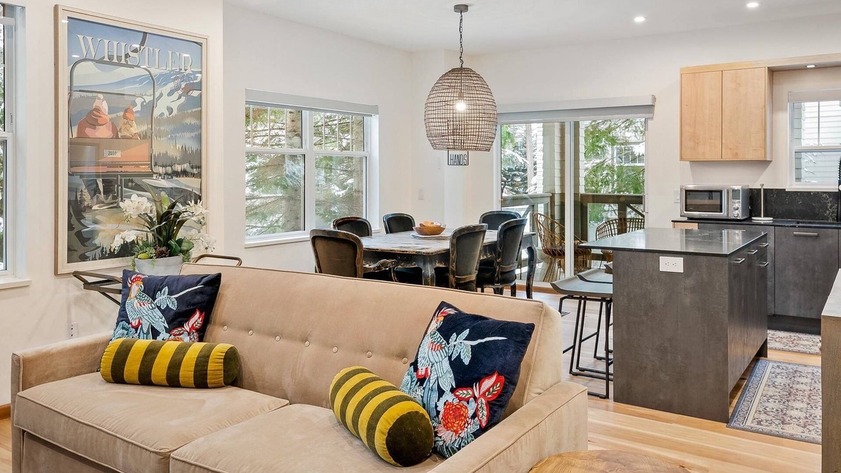Blueberry Hill House | Stunning 5 Star one level townhouse Blueberry Hills Deer Run