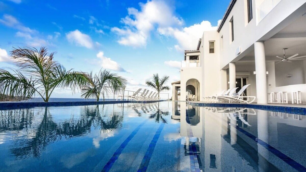 Upper Prince's Quarter Villa | stunning 6 bedroom oceanfront luxury property in St Maarten