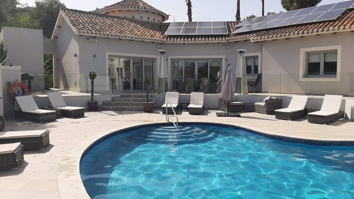 El Beal Villa | Stunning 6 bedroom villa with private pool. Fully wheelchair accessible.