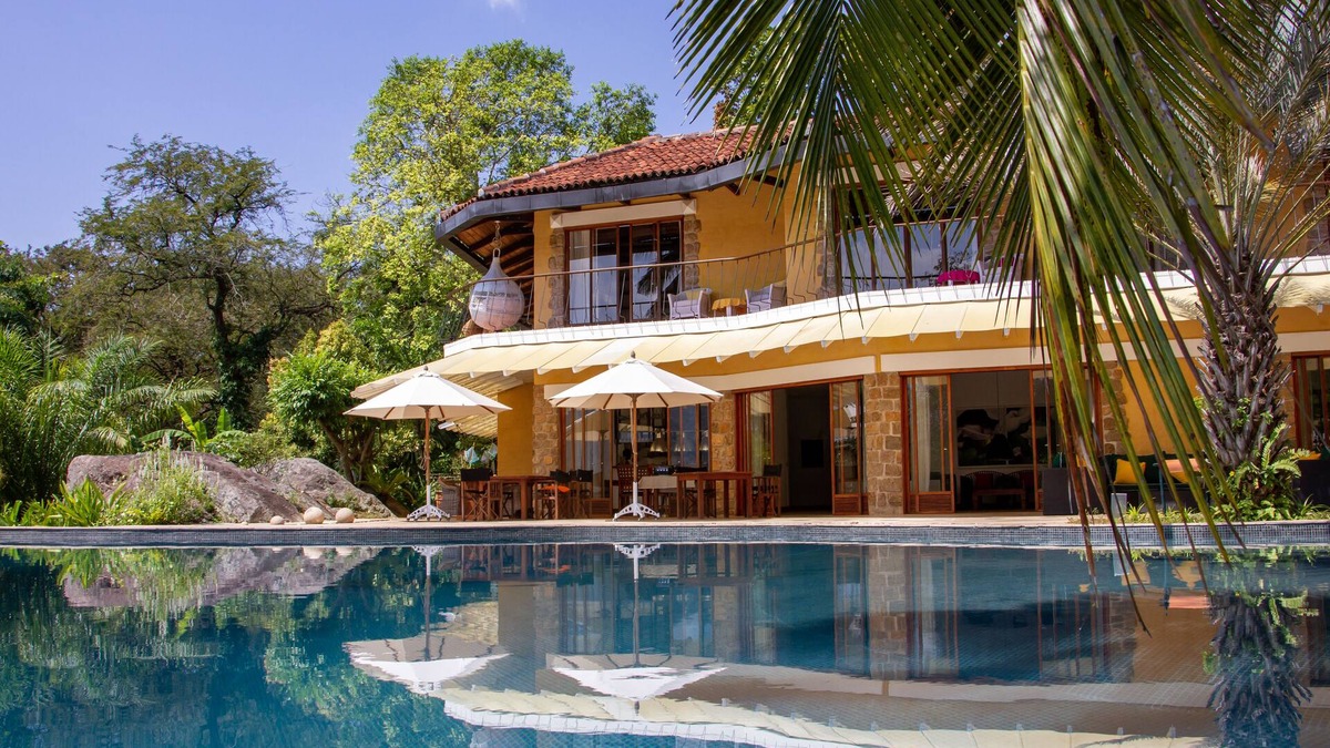 Digana Villa | Stunning 7 BR with Jaw Dropping Views and Inside a Golf Course