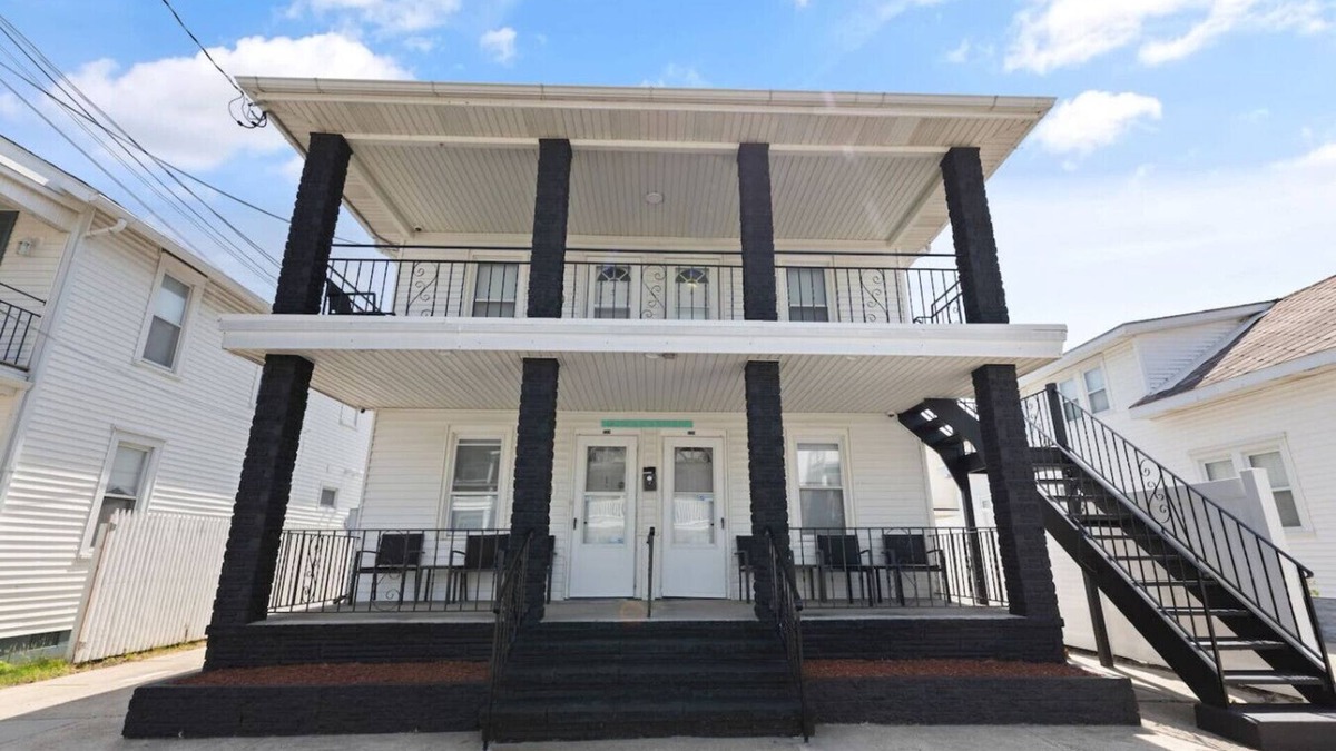 Wildwood Apartment | Stunning 8 beds 4 baths Minute 2 Beach & boardwalk