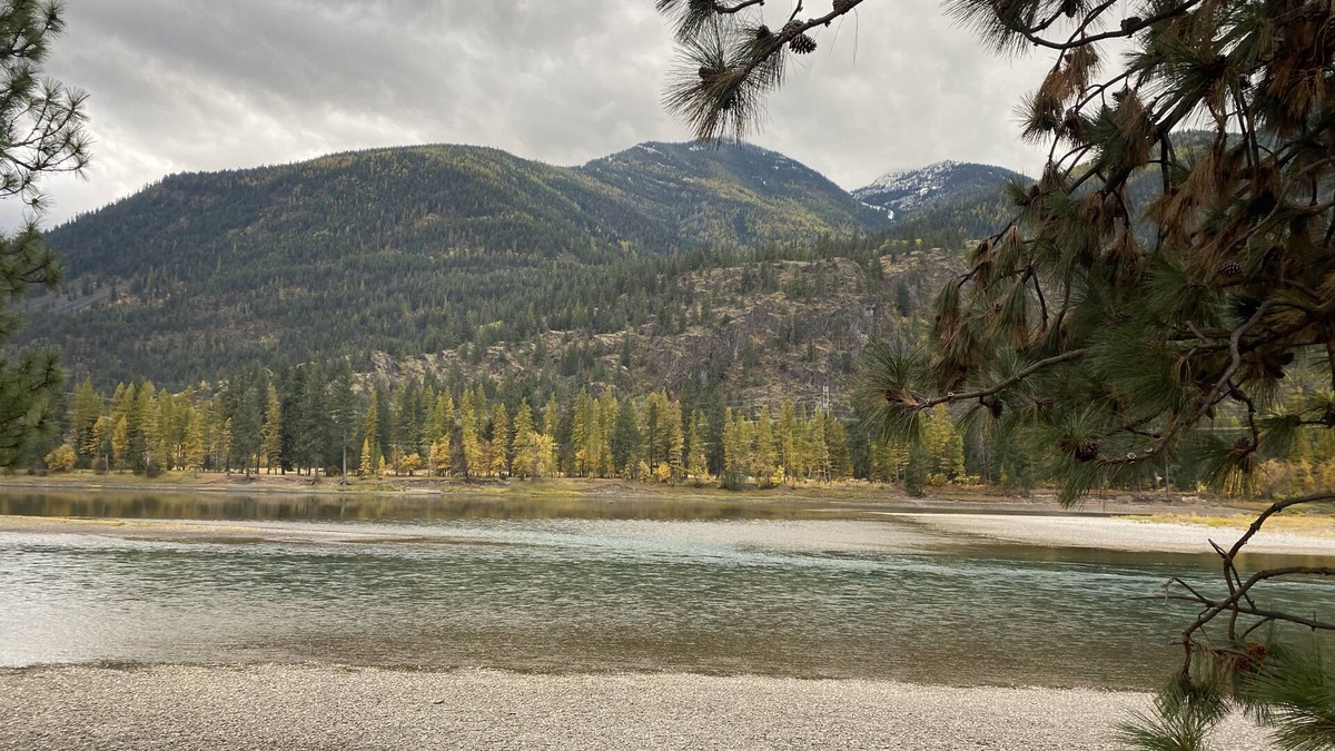 Thompson Falls RV Rental | Stunning 9.3 acres riverfront w electric- near Quinn’s Hotsprings!