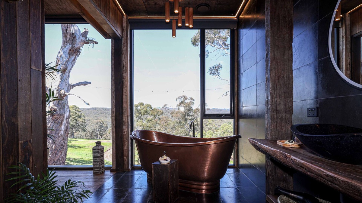 Elevated Plains Cottage | Stunning African themed luxury villa - Eaglesnest