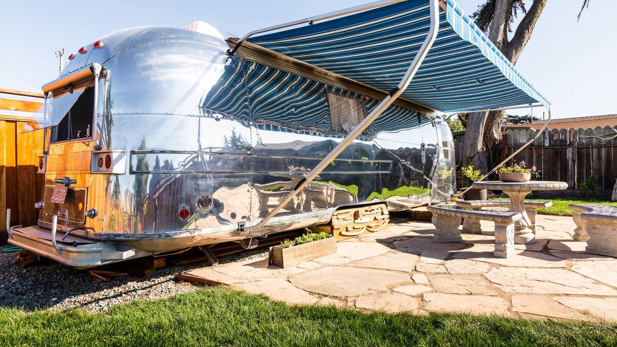 Half Moon Bay House | Stunning and unique AirStream on the Coastal Trail and near Poplar Beach