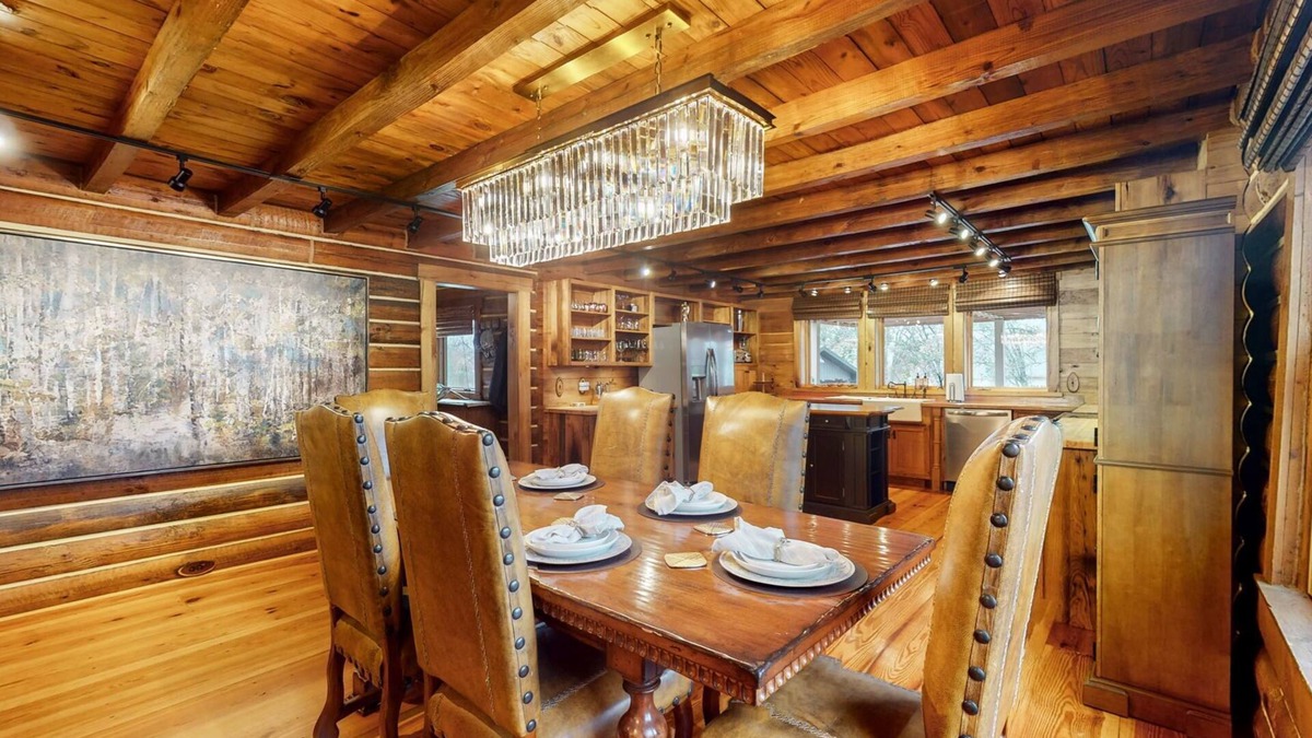 Thompson's Station House | Stunning and Cozy Thompsons Station Retreat; 3 Bed/2 Bath - Hot tub