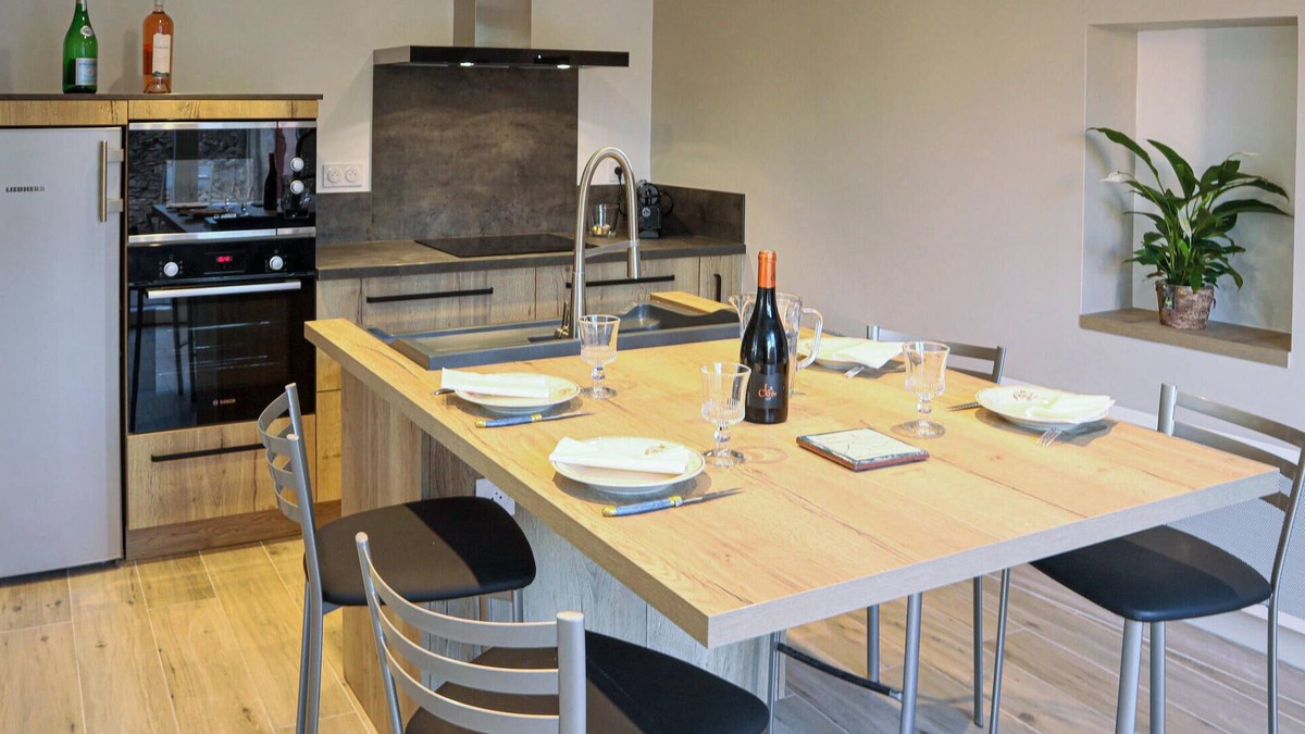 Villes-sur-Auzon Apartment | Stunning apartment in Villes sur Auzon