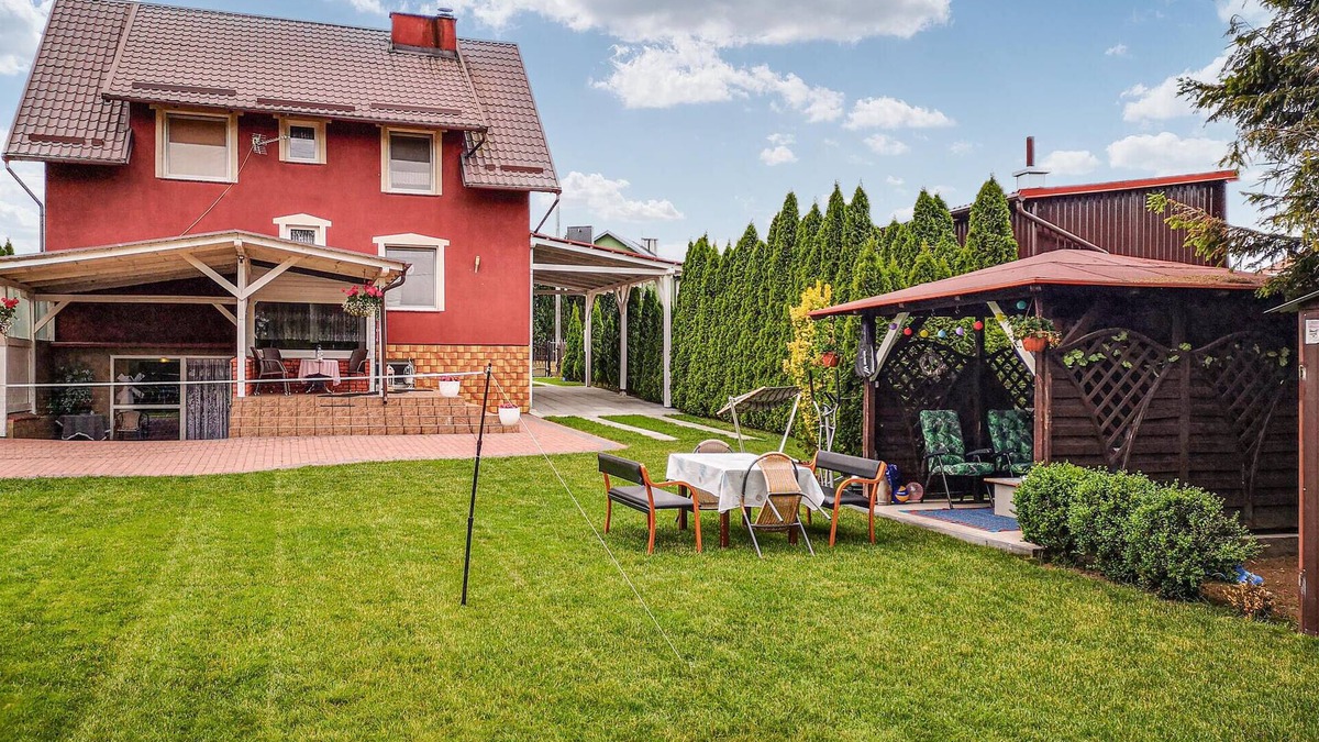 Wielki Klincz Apartment | Stunning apartment in Wielki Klincz with WiFi