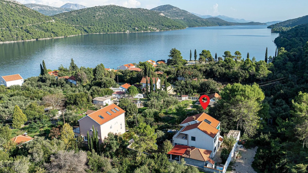 Broce Apartment | Stunning apartment in Broce with WiFi