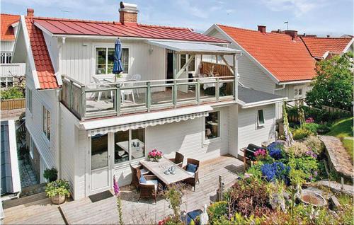 Kungshamn Apartment | Stunning Apartment In Kungshamn