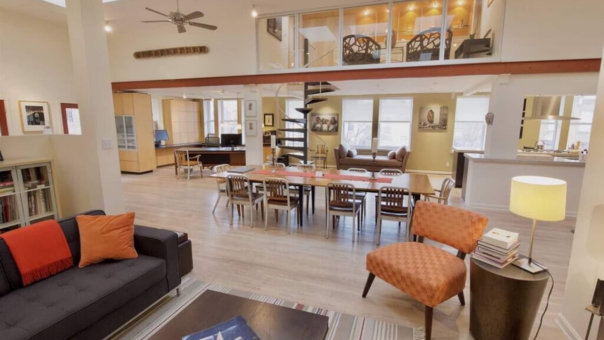 Mount Vernon Square Apartment | Stunning Art Filled Loft With Abundant Natural Light!