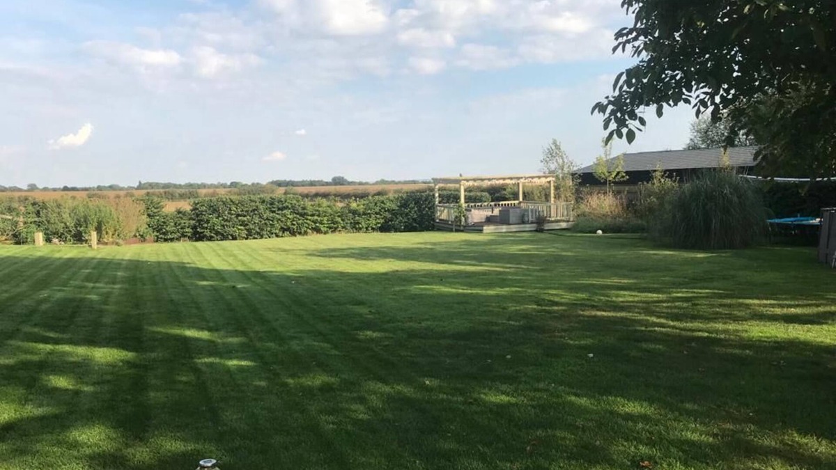 Sandy House | Stunning Barn Conversion in beautiful location