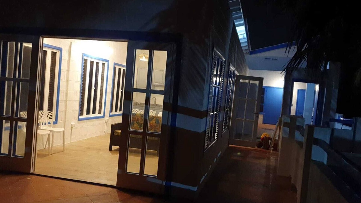 Accra Villa | Stunning beachfront villa on the beach
