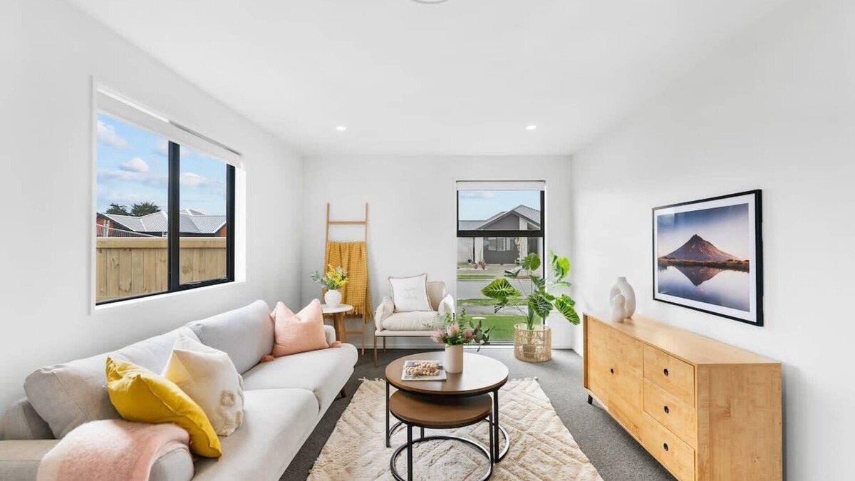 Hoon Hay House | Stunning brand new 4-bedroom home in Christchurch!