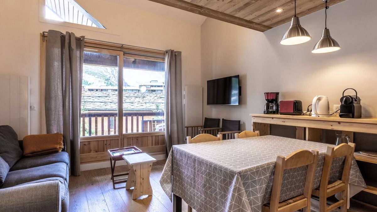 Val-d'Isere Apartment | Stunning Central Apartment Near Slopes and Shops, Sleeps 5