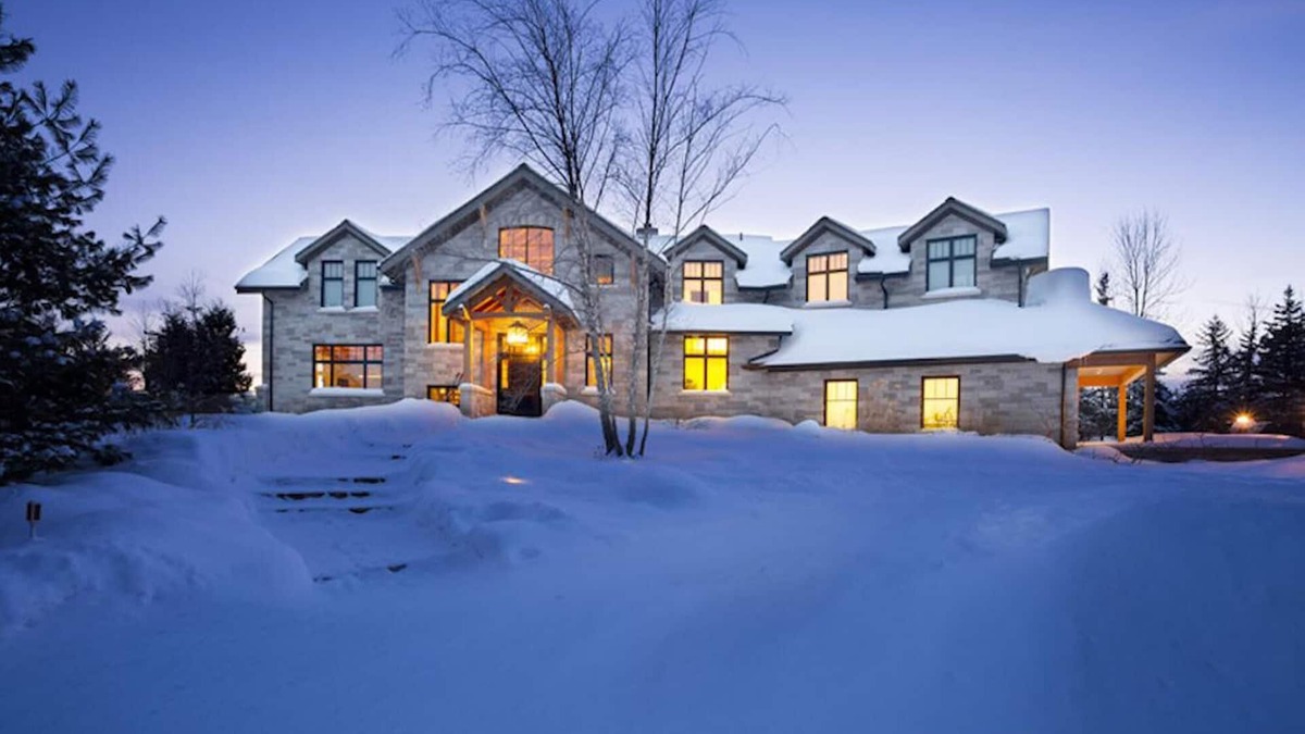 Clearview Other | Stunning Chalet in the heart of Collingwood! 6 Bed, 5 Bath! 2-Acre Property!
