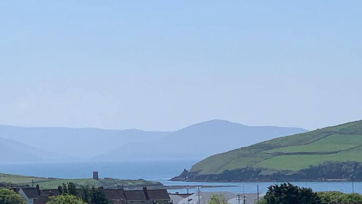 Dingle House | Stunning Coastal property located in Dingle Town on the Wild Atlantic Way.