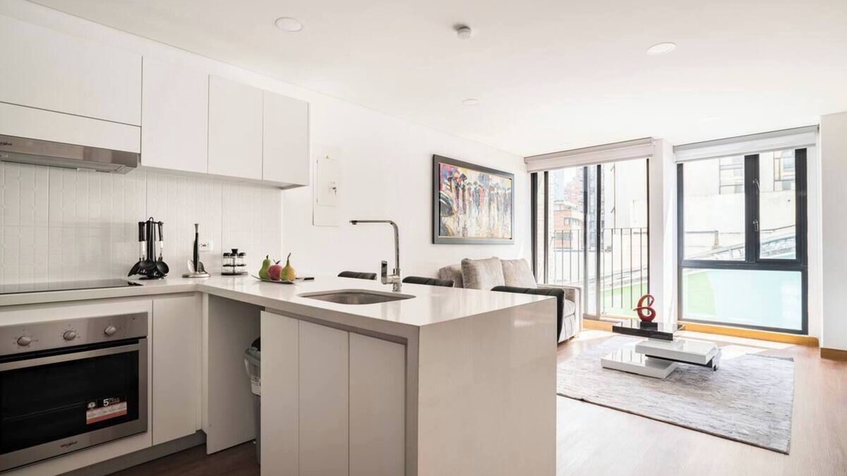 Centro International Condo | Stunning condo in Bogota's International Centre
