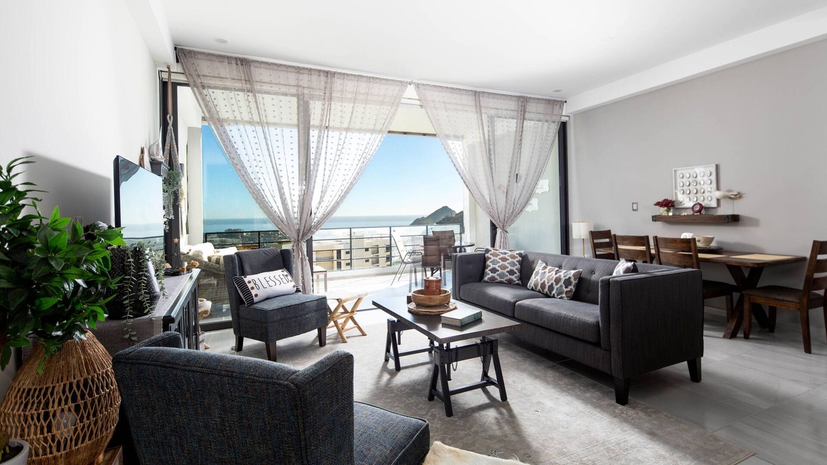 Libertad Condo | Stunning Condo, Ocean, Sunrise and Marina Views, 5 Min to Marina, Fast Wifi